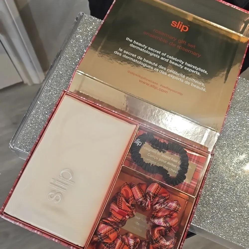 Slip Pure‎ Silk Rosemary Queen Gift Set